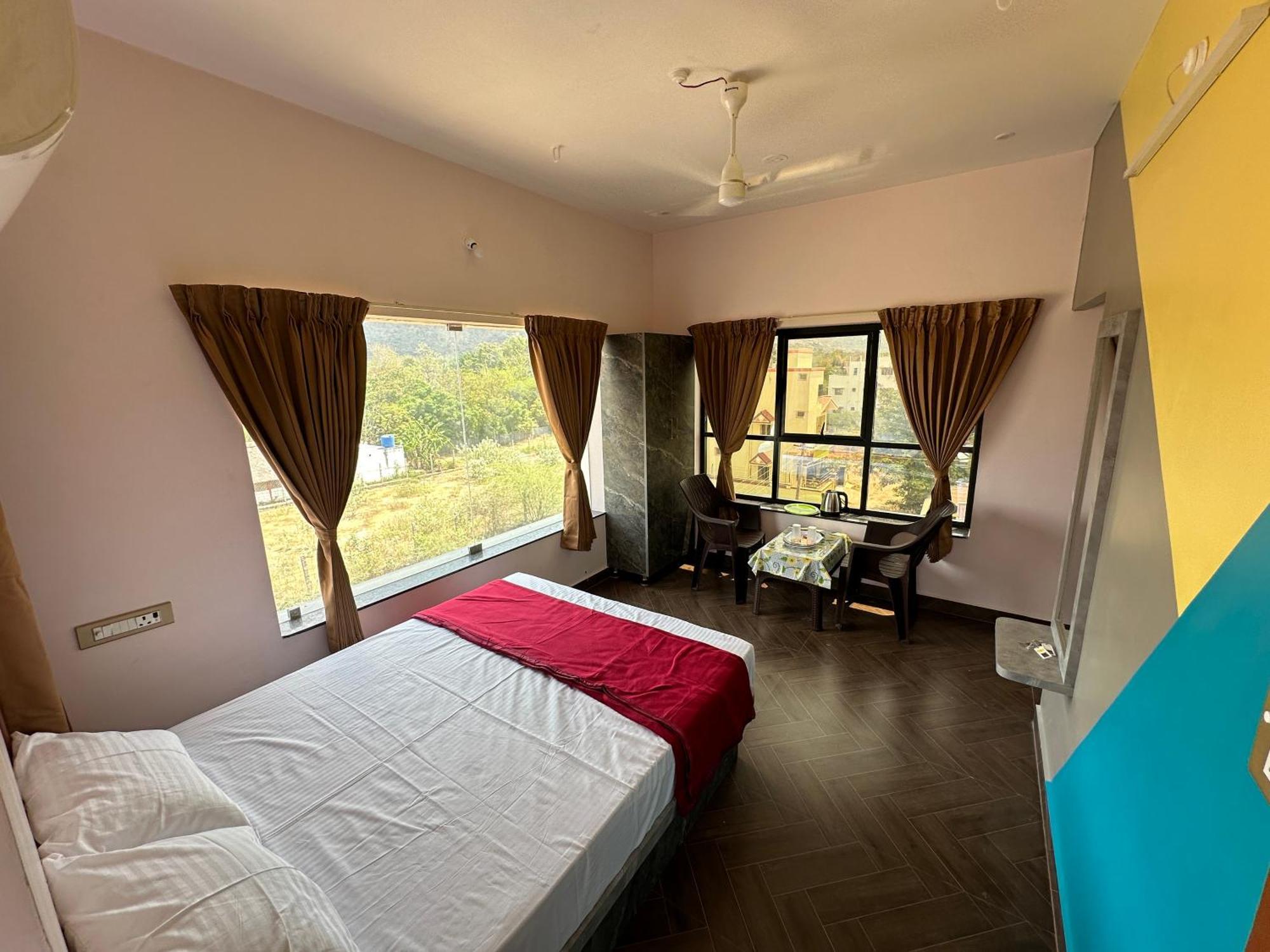 Om Lingeswaran Home Stay Tiruvannāmalai Zewnętrze zdjęcie