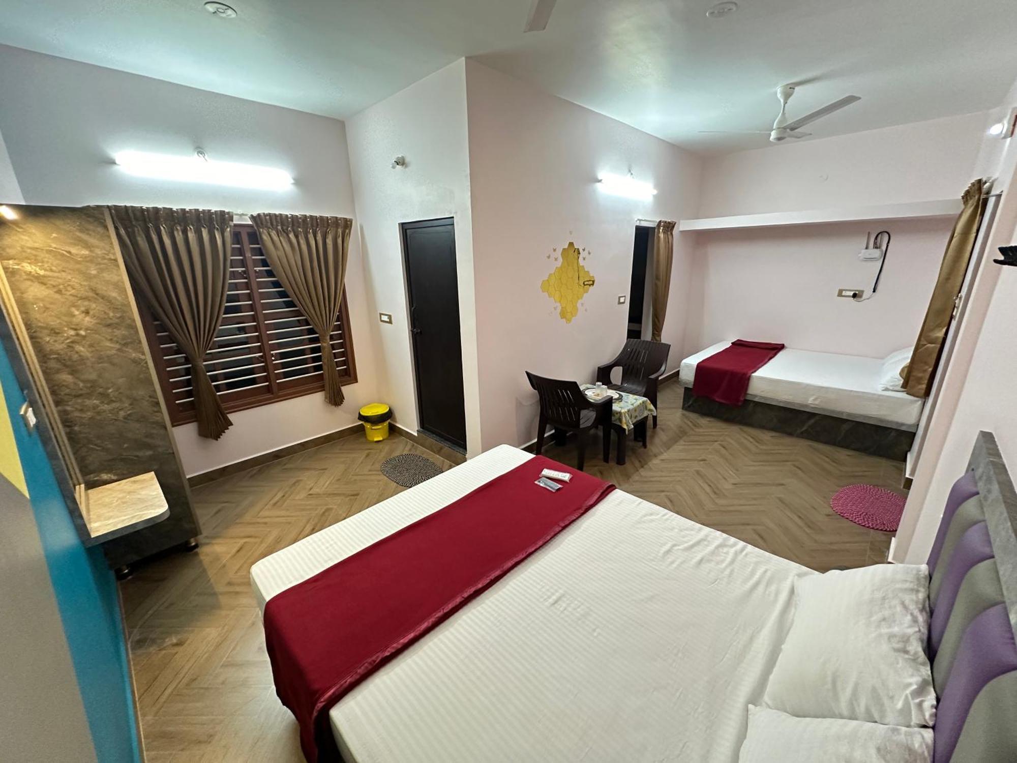 Om Lingeswaran Home Stay Tiruvannāmalai Zewnętrze zdjęcie
