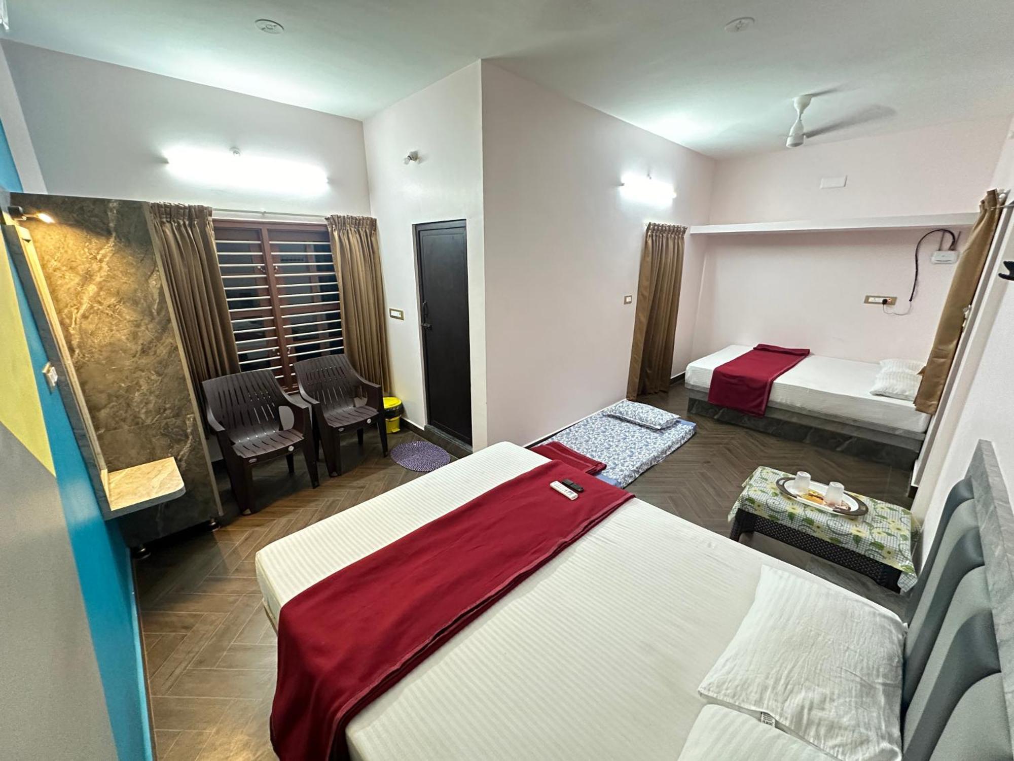 Om Lingeswaran Home Stay Tiruvannāmalai Zewnętrze zdjęcie